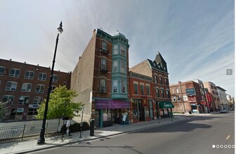 1823 W North Ave in Chicago, IL - Building Photo - Building Photo