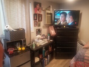 3500 E 58th St, Unit D in Maywood, CA - Building Photo - Building Photo