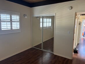 16413 S Dalton Ave, Unit C in Gardena, CA - Foto de edificio - Building Photo