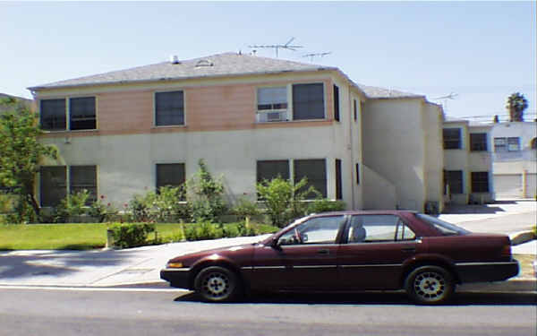 141-149 1/2 S Hoover St in Los Angeles, CA - Building Photo - Building Photo