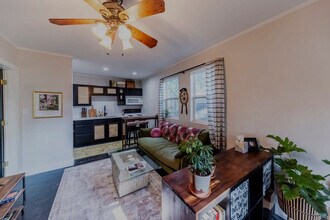 619 N Clinton Ave in Dallas, TX - Building Photo - Building Photo