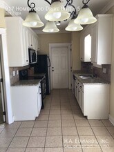 917 Homewood Dr in Tuscaloosa, AL - Building Photo - Building Photo