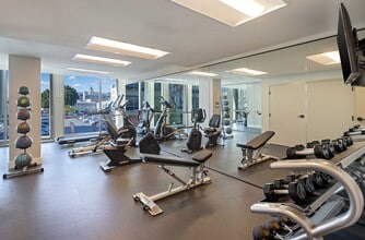 Hollywood Arts Collective in Los Angeles, CA - Foto de edificio - Building Photo