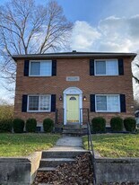 2170 W Schantz Ave, Unit 4 in Kettering, OH - Building Photo