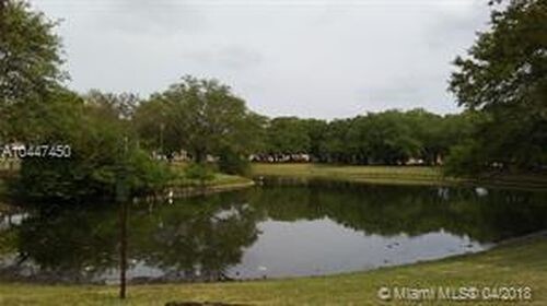 15225 NE 6th Ave-Unit -B302 in Miami, FL - Building Photo - Building Photo