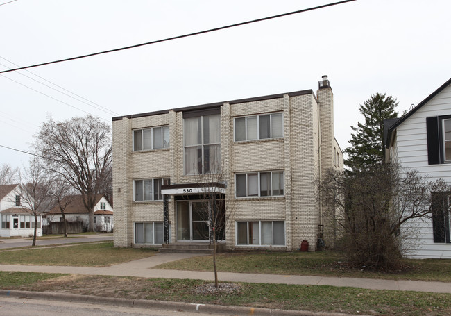 530 22nd Ave NE in Minneapolis, MN - Foto de edificio - Building Photo