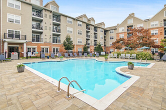 Stamford Corners in Stamford, CT - Foto de edificio - Building Photo