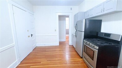 134 Mansfield St-Unit -1 in New Haven, CT - Building Photo - Building Photo