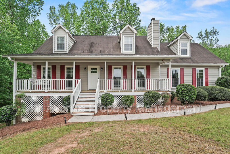 4773 Countryside Dr in Flowery Branch, GA - Building Photo