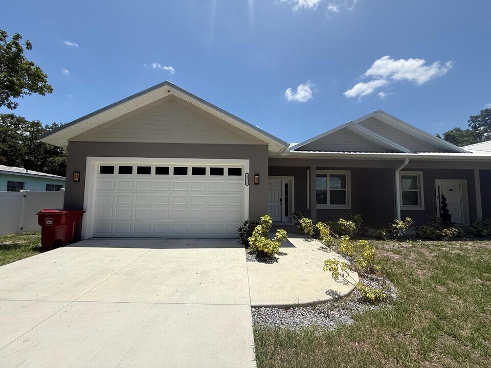 1311 W Washington St in Plant City, FL - Building Photo