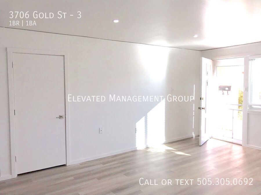 3706 Gold St in Los Alamos, NM - Building Photo