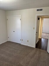 208 Maple St, Unit 208 MAPLE STREET in Statesville, NC - Foto de edificio - Building Photo