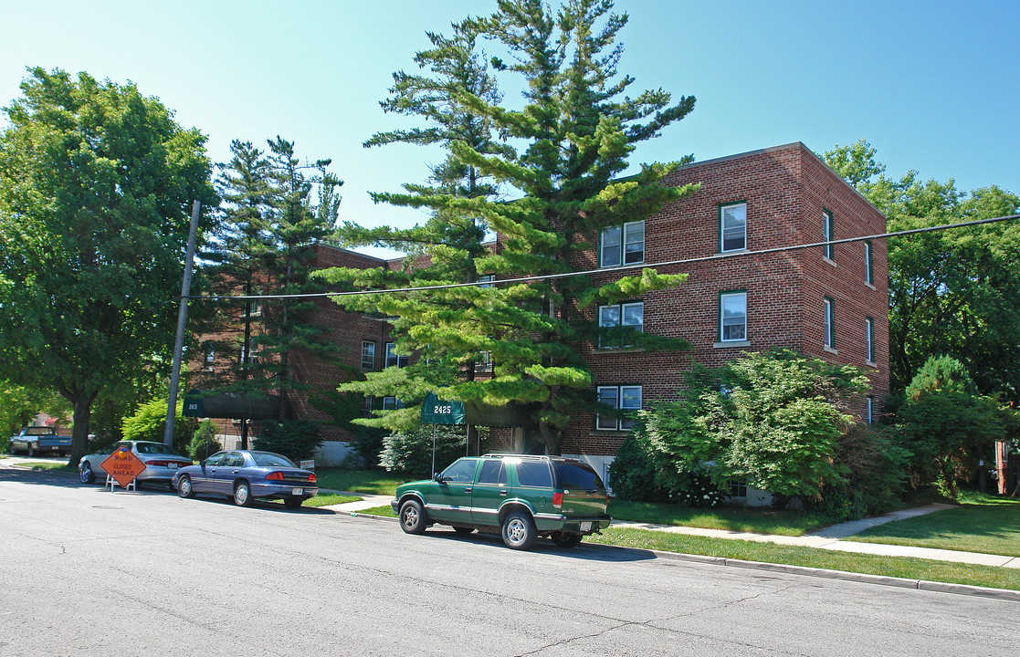 2419-2425 19th St in Racine, WI - Foto de edificio