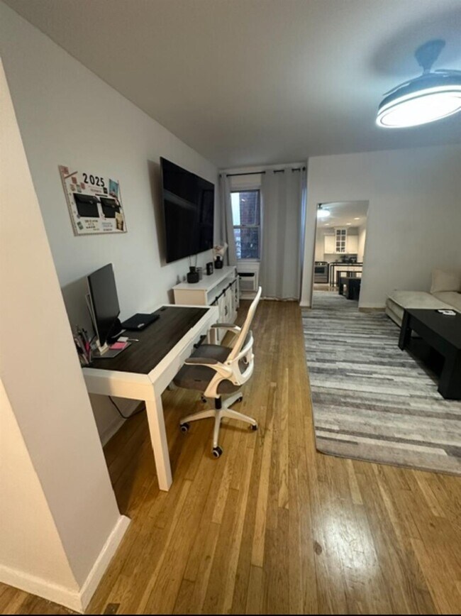 52 Yonkers Terrace in Yonkers, NY - Building Photo - Building Photo