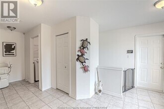 1708 Banwell Rd in Windsor, ON - Building Photo - Building Photo