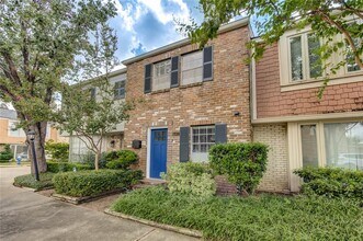 6481 Olympia Dr in Houston, TX - Building Photo - Building Photo