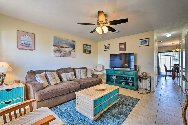 5007 Donalson Rd in Panama City, FL - Foto de edificio - Building Photo