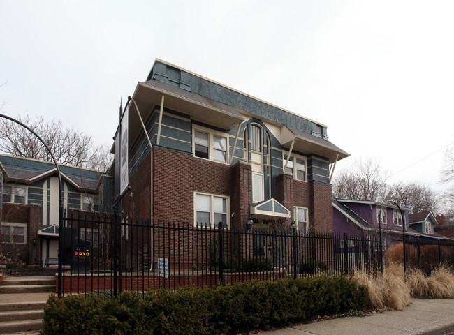 THE COURTS OF MONON in Indianapolis, IN - Foto de edificio - Building Photo