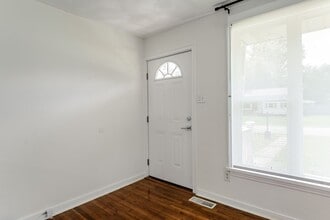 9507 Stockbridge Dr in Richmond, VA - Building Photo - Building Photo