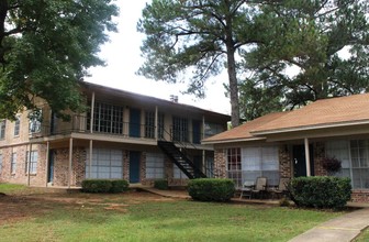 Sandalwood in Texarkana, TX - Foto de edificio - Building Photo