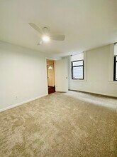 982 Hatch St, Unit Mt Adams 1 Bedroom in Cincinnati, OH - Building Photo - Building Photo