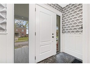749 Linwood Ave in St. Paul, MN - Building Photo - Building Photo