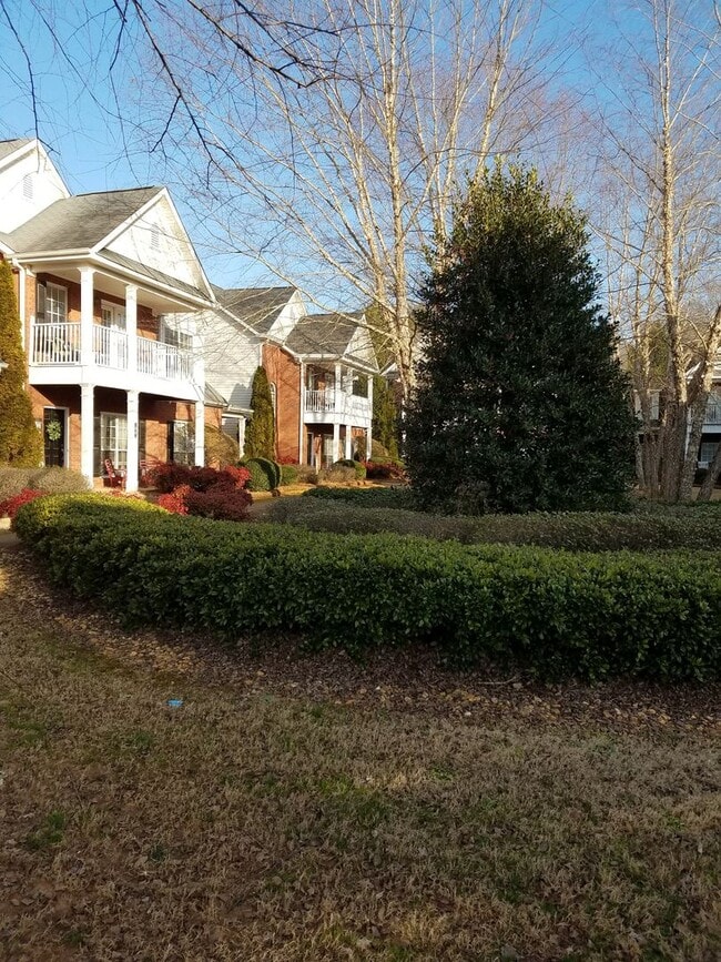 392 Mill Pond Crossing in Carrollton, GA - Building Photo - Building Photo