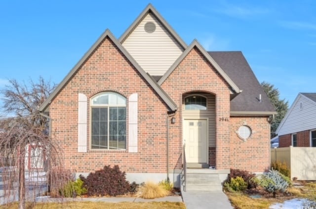 property at 2941 S Hudson Cir