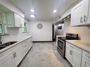1227 Elmwood Dr in Richardson, TX - Building Photo - Building Photo