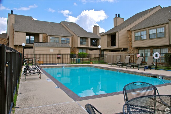 Cedars (CityGate) in Mesquite, TX - Foto de edificio - Building Photo