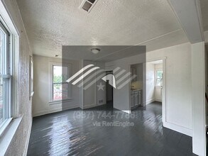 721 E Pearl St in Miamisburg, OH - Building Photo - Building Photo