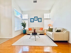 4536 Mackinaw St in Union City, CA - Building Photo - Building Photo