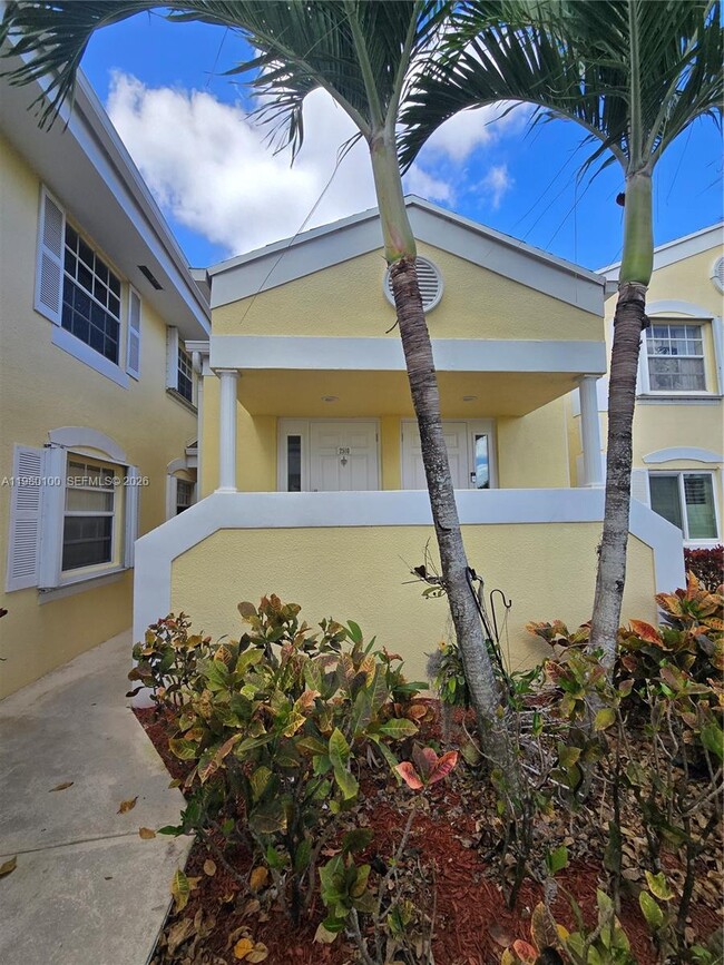 property at 2510 SE 19th Pl