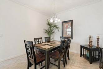 16904 Vardon Ter, Unit 301 in Bradenton, FL - Building Photo - Building Photo