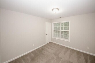 365 Hunt Creek Dr in Acworth, GA - Building Photo - Building Photo