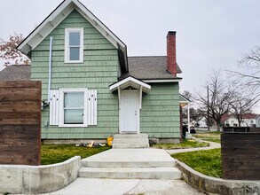 260 W Chestnut St in Walla Walla, WA - Building Photo - Building Photo