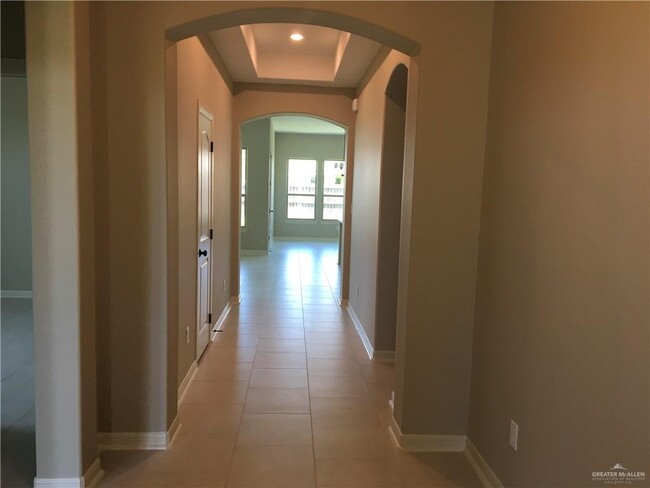 14119 Mylie Way in McAllen, TX - Foto de edificio - Building Photo