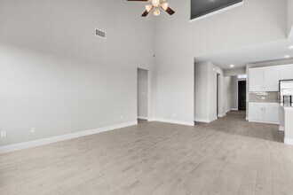 401 Parrino pkwy in Princeton, TX - Foto de edificio - Building Photo