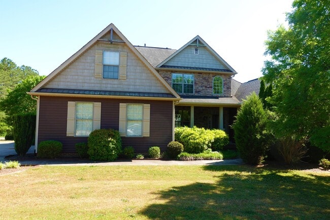 property at 1 Stoneledges Ln