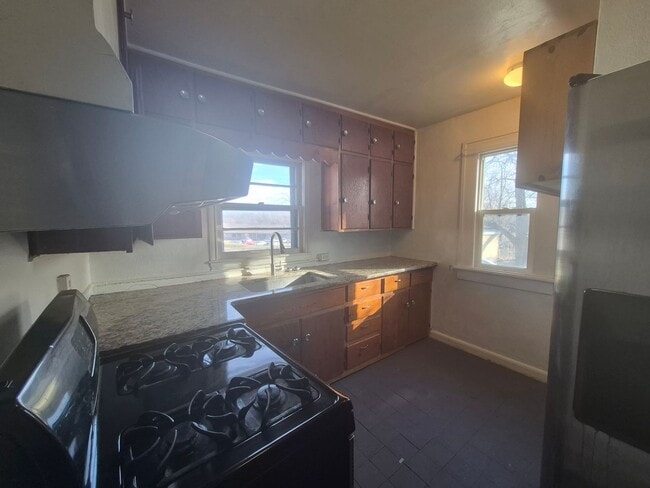 2708 Mondamin Ave in Des Moines, IA - Building Photo - Building Photo