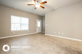 111 Chyntara Dr in La Vergne, TN - Building Photo - Building Photo