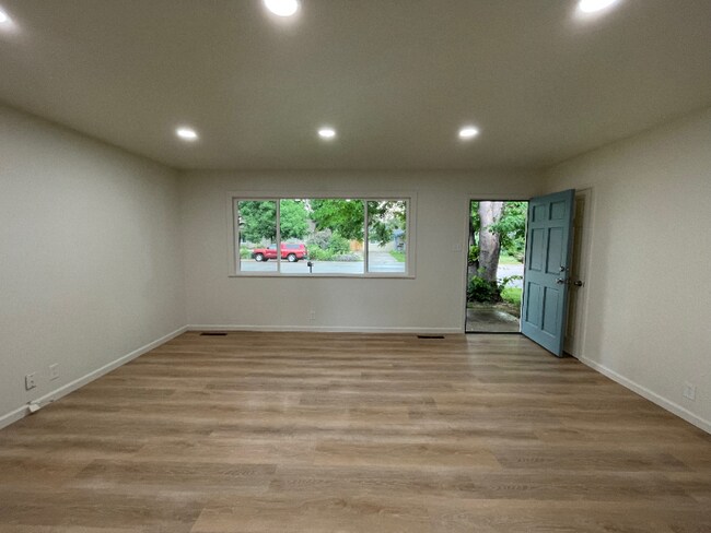 2405 Tamarac Dr in Fort Collins, CO - Building Photo - Building Photo