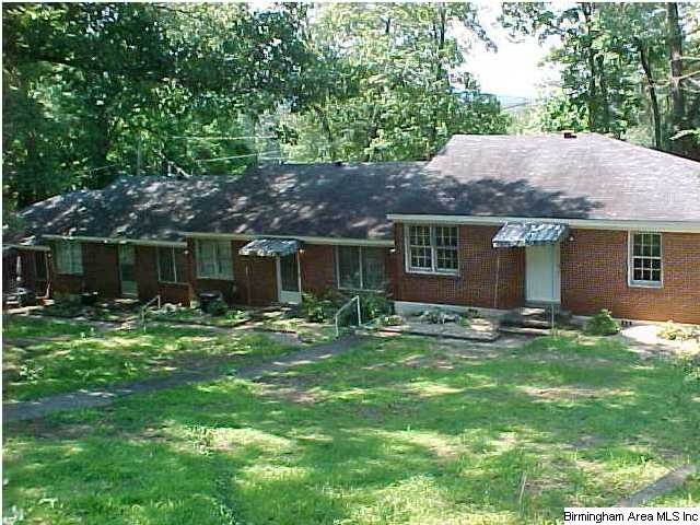 1118 Altamont Dr in Anniston, AL - Building Photo