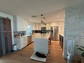 8202 NW 91st Terrace in Tamarac, FL - Building Photo - Building Photo