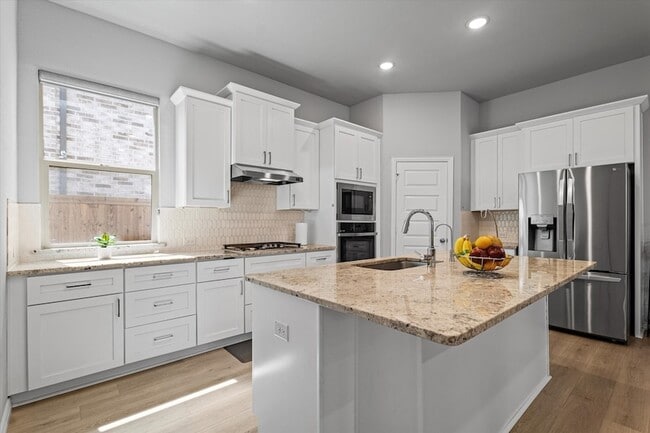 property at 3004 Campbell Dr
