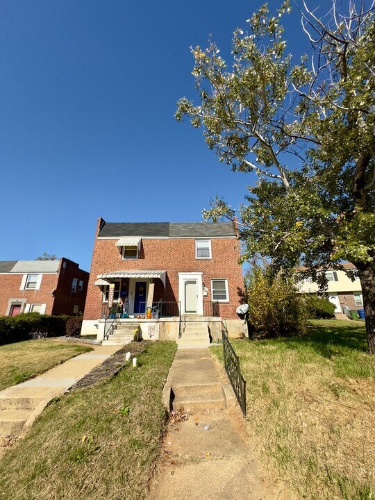 3710 Springwood Ave in Baltimore, MD - Building Photo