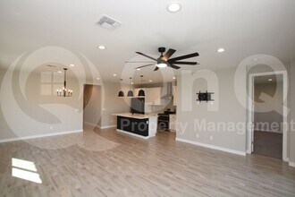 18032 W Elizabeth Ave in Goodyear, AZ - Building Photo - Building Photo