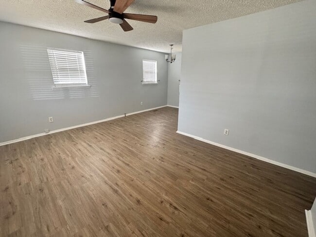 409 Brown St in Lagrange, GA - Building Photo - Building Photo