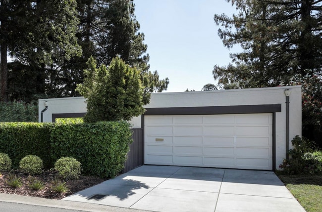 property at 2439 Sharon Oaks Dr