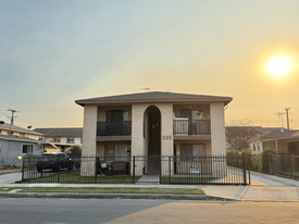 525 Jacmar Dr, Unit B in Montebello, CA - Building Photo